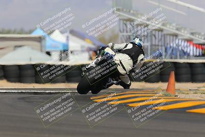 media/Oct-08-2022-SoCal Trackdays (Sat) [[1fc3beec89]]/Turn 16 (125pm)/